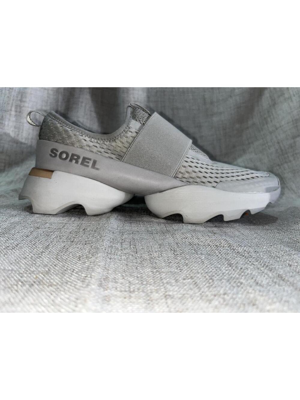 Sorel Kinetic Impact Strap Dove / Moonstone 11 NWoB / NWoT